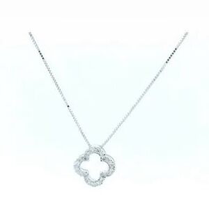 10KW Diamond Clover Pendant with 16 Inch Box Chain